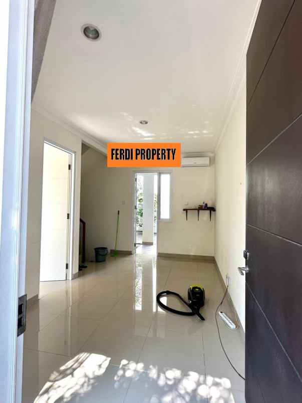 dijual rumah citra gran cibubur