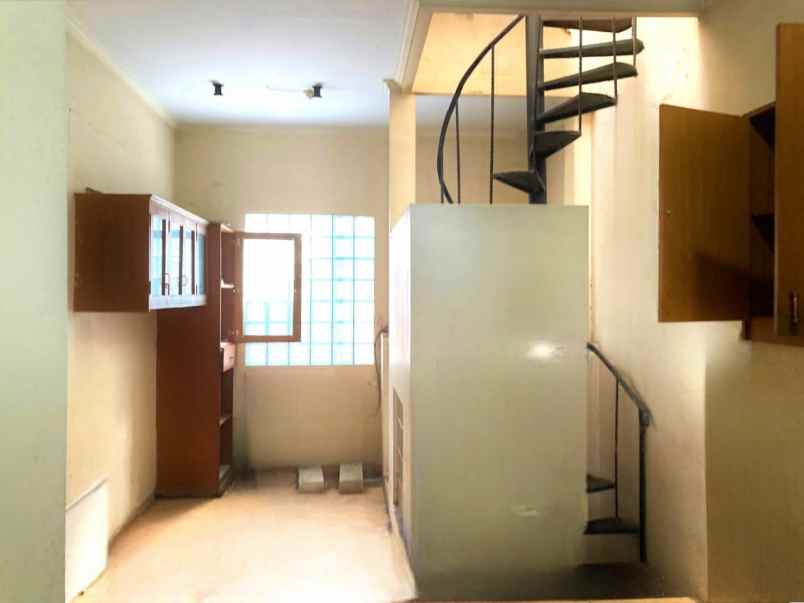 dijual rumah citra grand cibubur bek