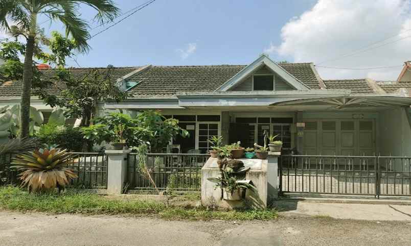 dijual rumah citra raya