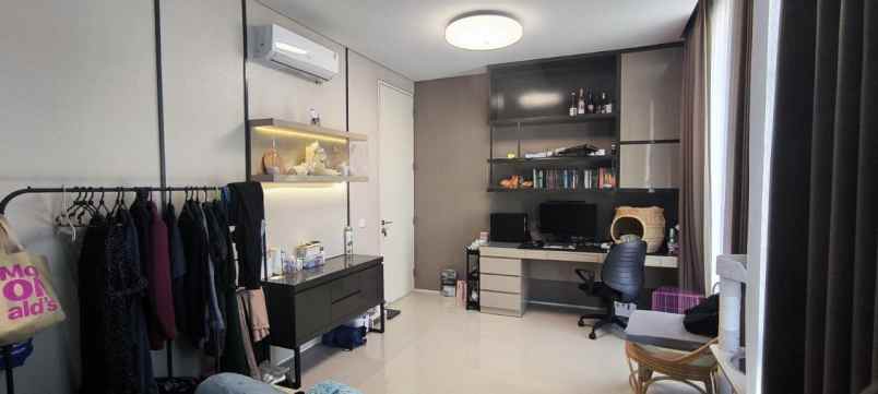 dijual rumah citraland buona vista