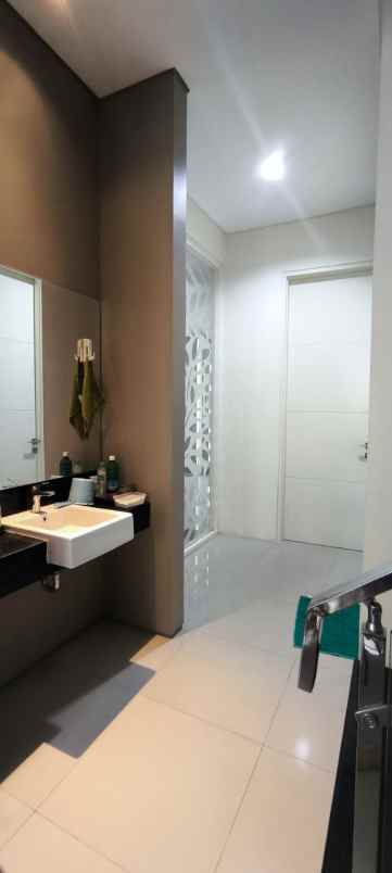 dijual rumah citraland buona vista