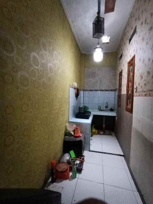 dijual rumah ciwaruga