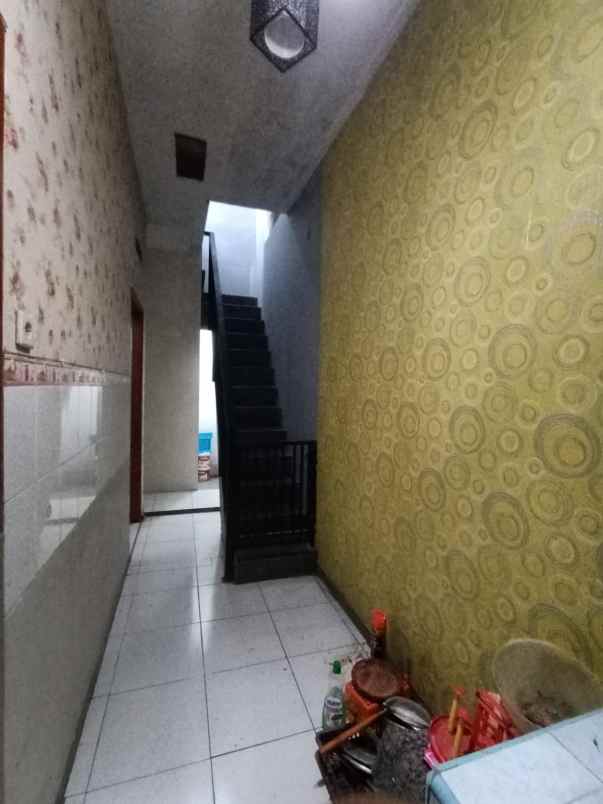dijual rumah ciwaruga