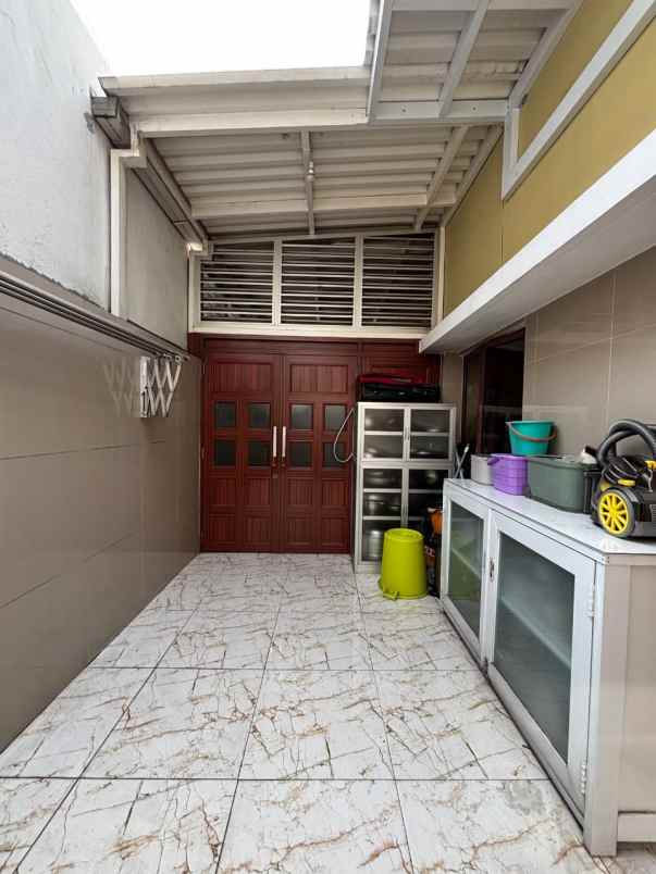 dijual rumah cluster alamanada jgc