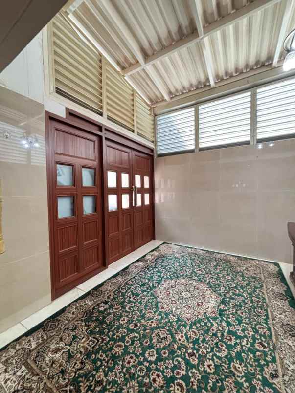 dijual rumah cluster alamanada jgc