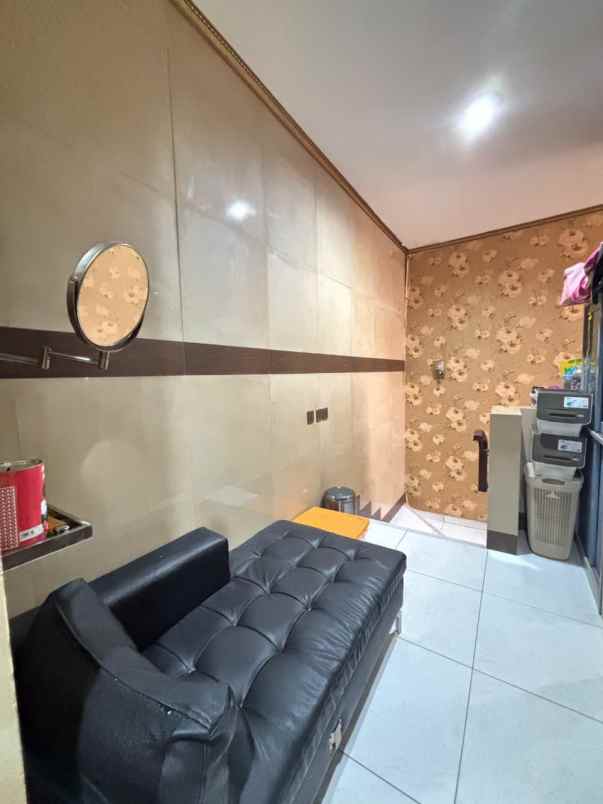 dijual rumah cluster alamanada jgc