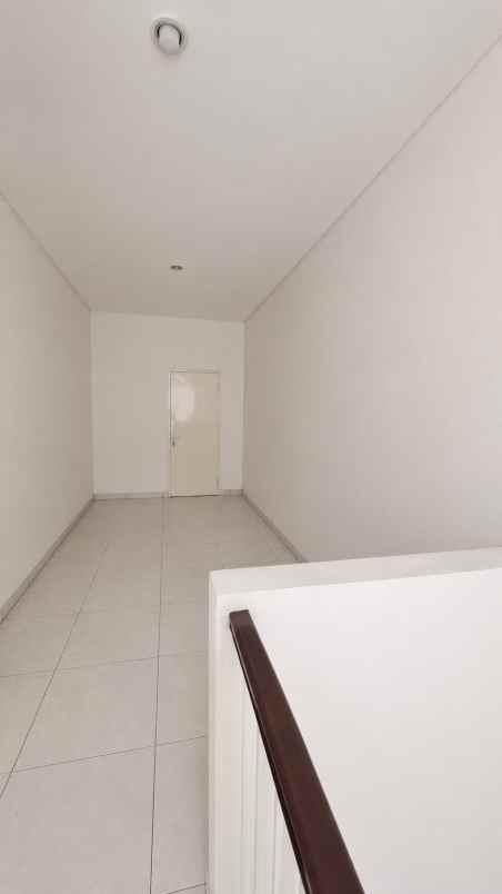 dijual rumah cluster alamanda jgc