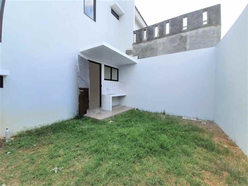 dijual rumah cluster albasia green ara