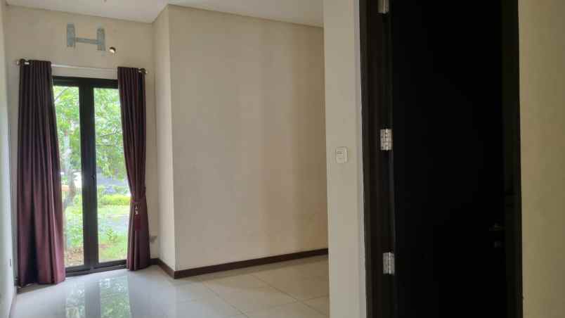 dijual rumah cluster asera nishi