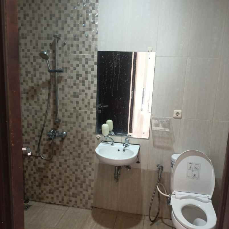 dijual rumah cluster asera one south