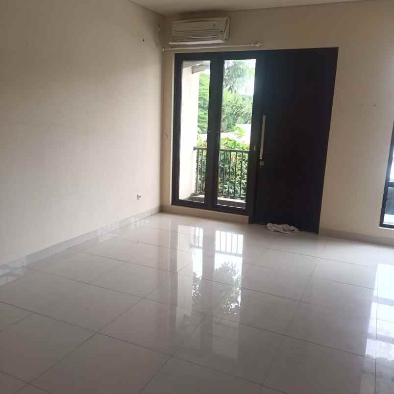 dijual rumah cluster asera one south