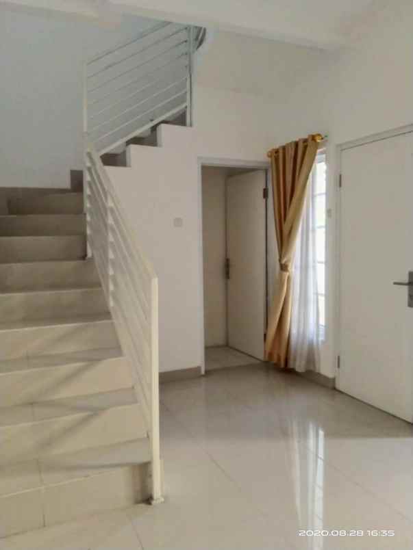 dijual rumah cluster di harjamukti