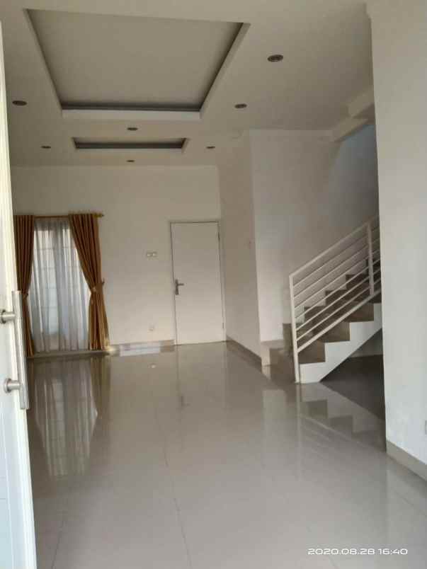 dijual rumah cluster di harjamukti