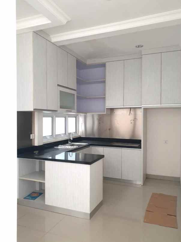 dijual rumah cluster la seine jgc