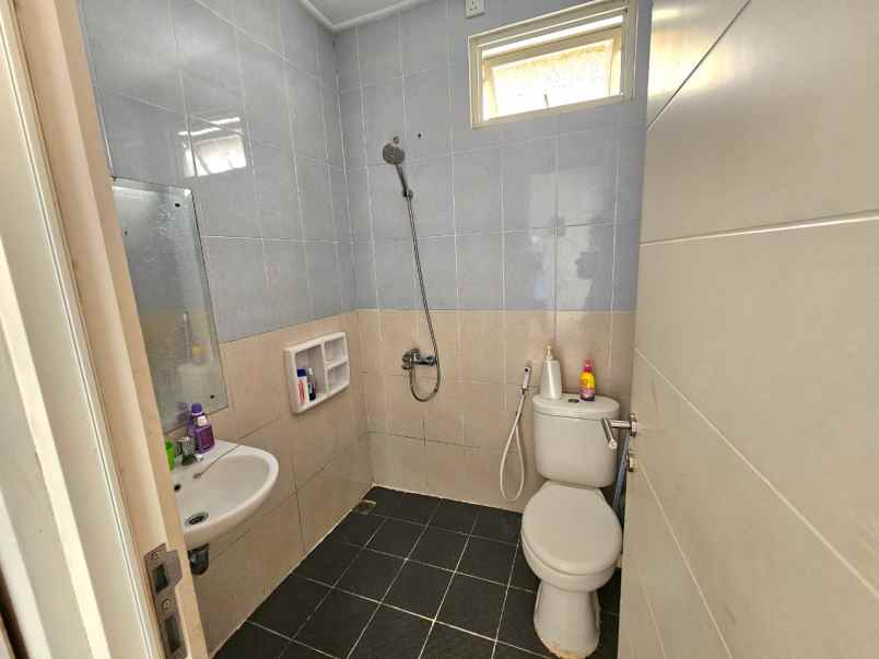 dijual rumah cluster lavesh harapan