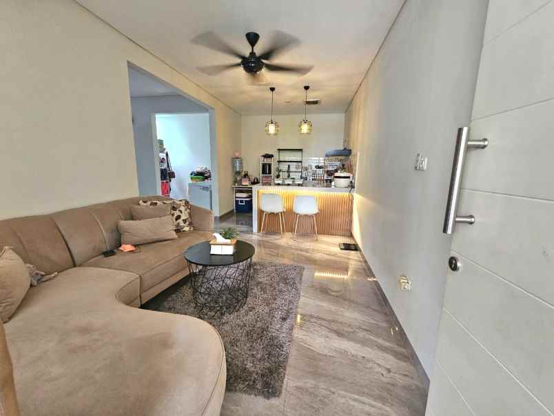 dijual rumah cluster lavesh harapan