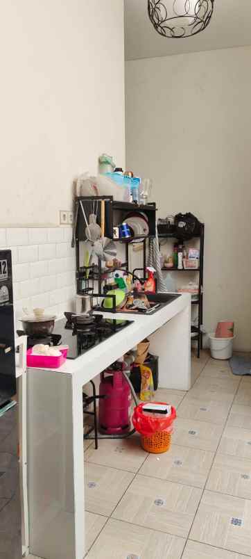 dijual rumah cluster shinano jakarta