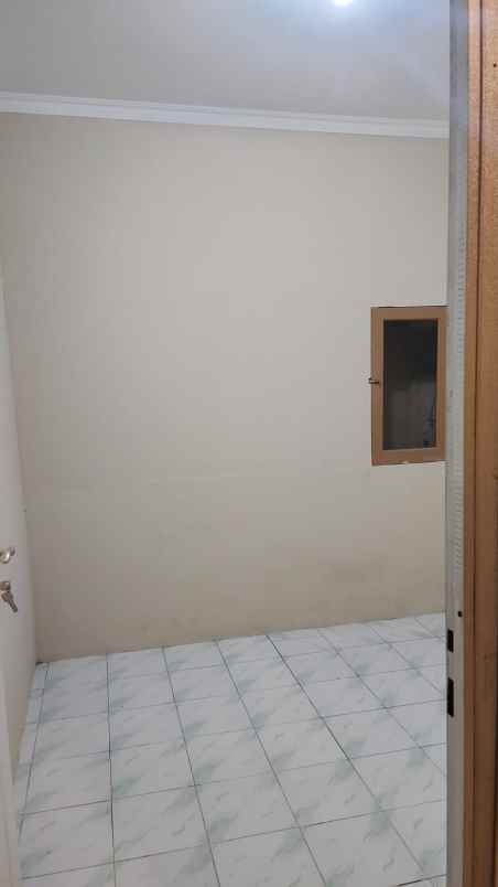 dijual rumah cluster tjikini metland