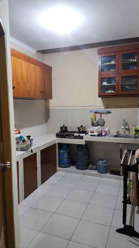 dijual rumah cluster tjikini metland