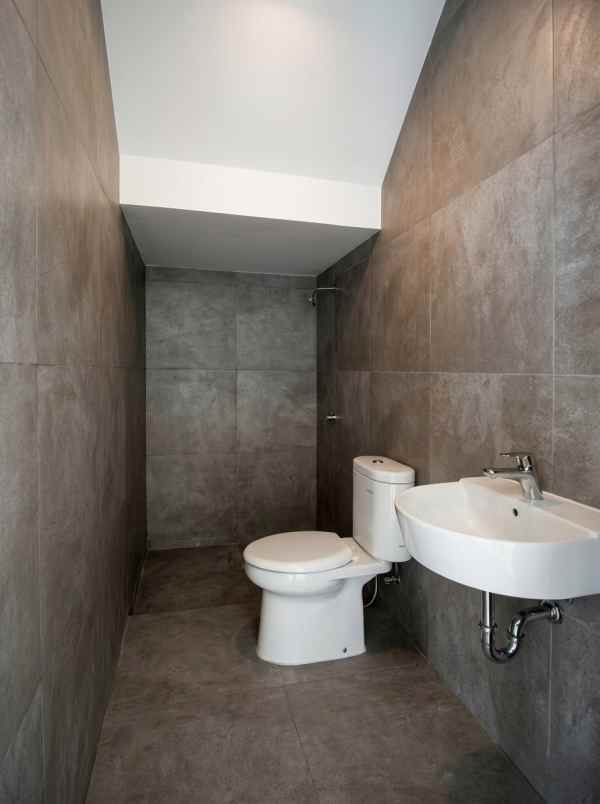 dijual rumah cluster wisteria metland