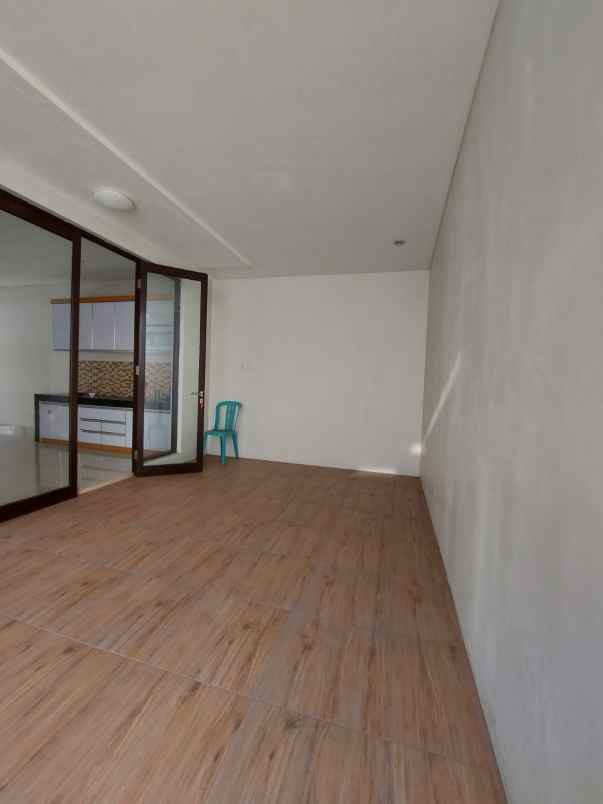 dijual rumah cosmo estate full renovasi lippo cikarang