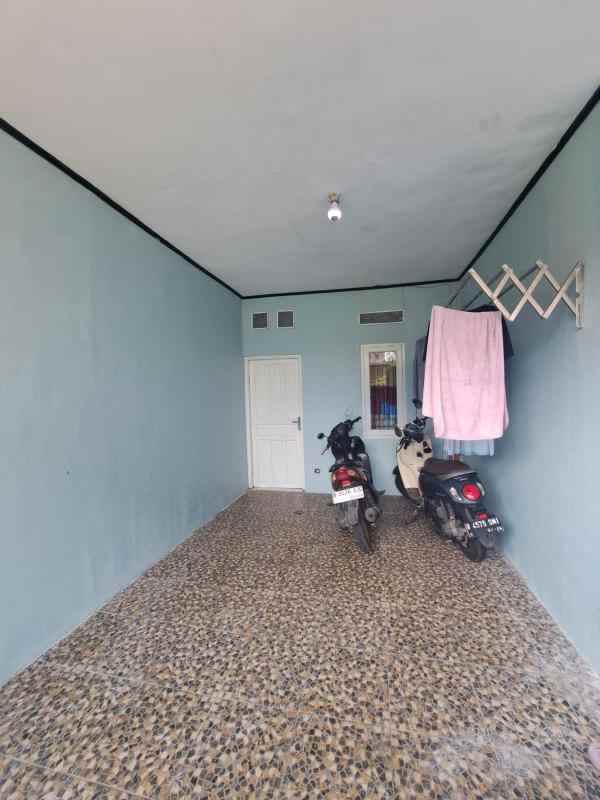 dijual rumah dan all furniture didalamnya