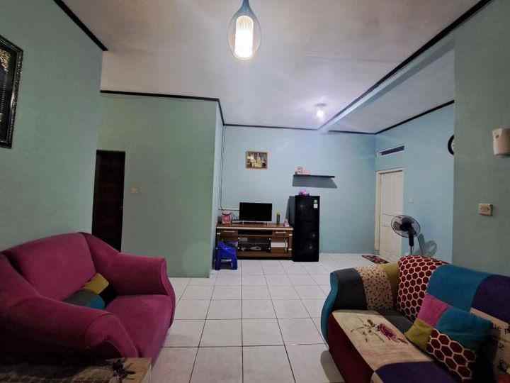 dijual rumah dan all furniture didalamnya