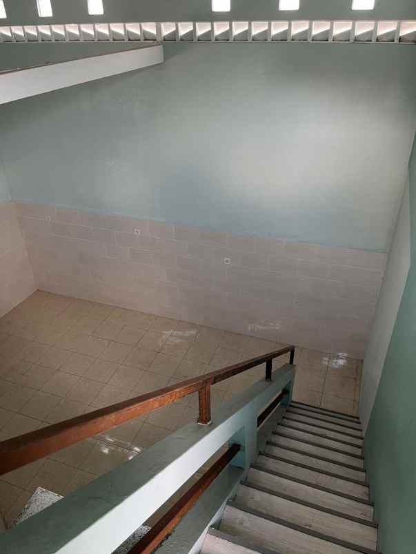 dijual rumah dekat matahari singosaren solo