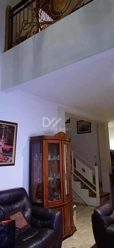 dijual rumah di bintaro tangerang selatan