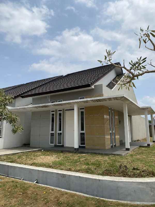 dijual rumah di kiwari residence margahayu
