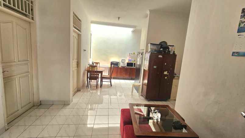 dijual rumah di komplek ptb duren sawit jakarta timur
