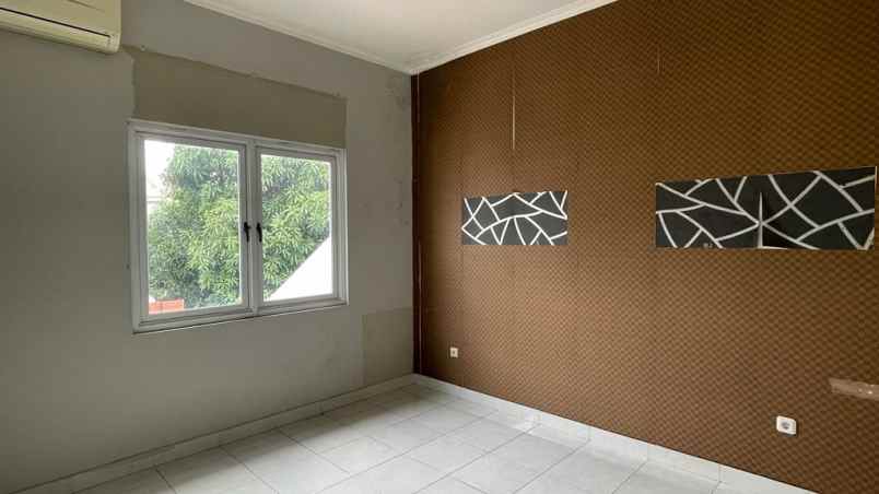 dijual rumah di kota wisata boulevard cibubur bogor