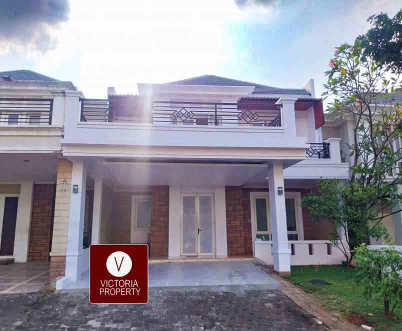 dijual rumah di kota wisata cibubur siap huni dan rapi