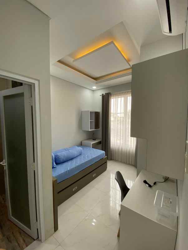 dijual rumah di perumahan cipayung