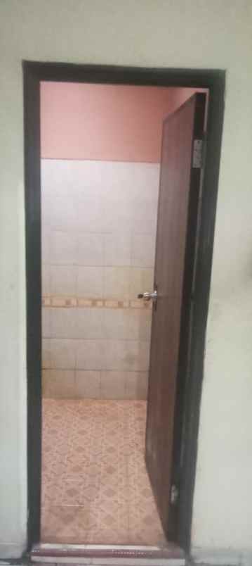 dijual rumah di perumahan poris indah