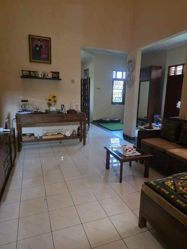 dijual rumah di pondok ranji ciputat timur