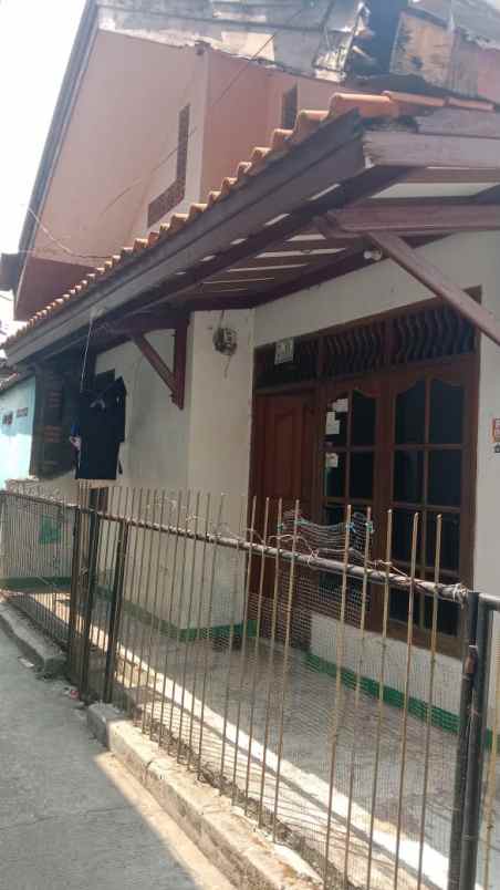 dijual rumah dijual rumah di jl