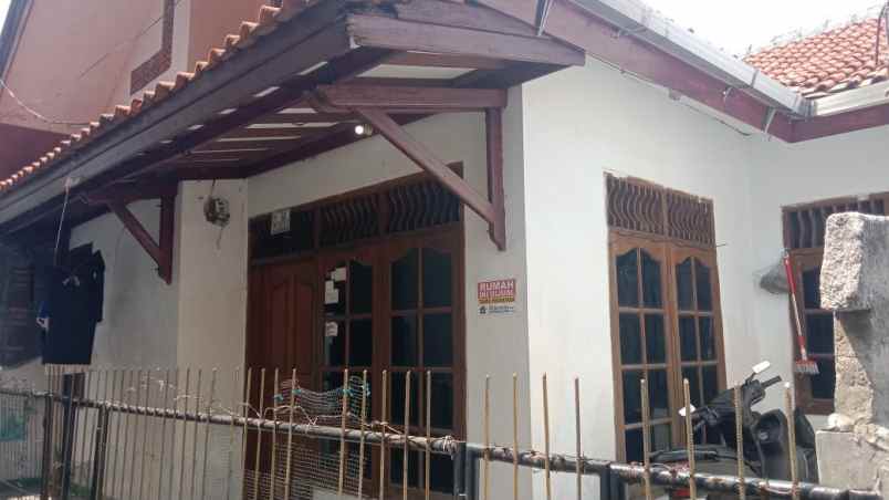 dijual rumah dijual rumah di jl