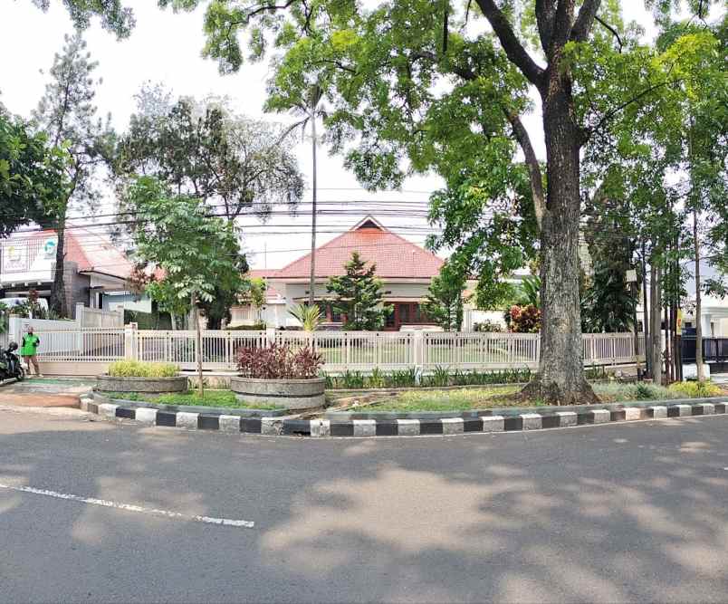 dijual rumah dr rajiman