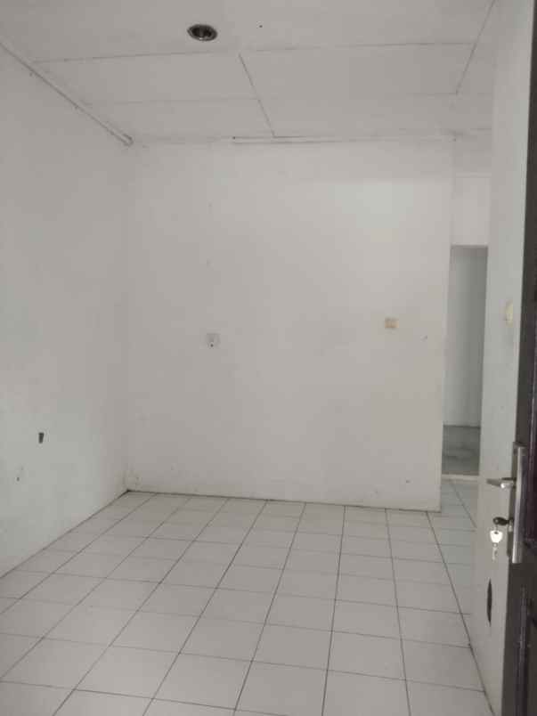 dijual rumah dukuh zamrud