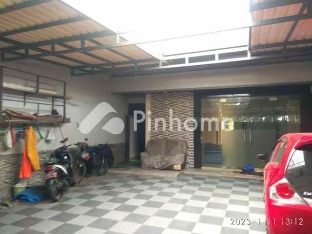 dijual rumah duren sawit