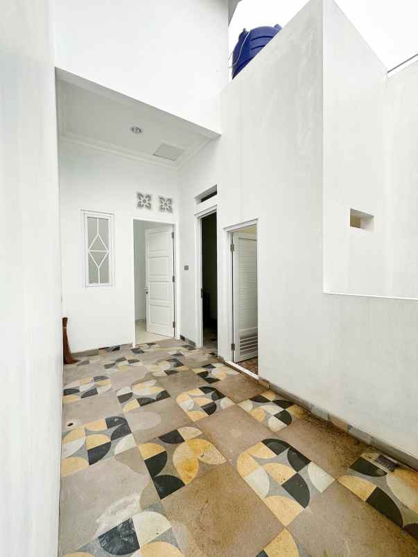 dijual rumah duren sawit