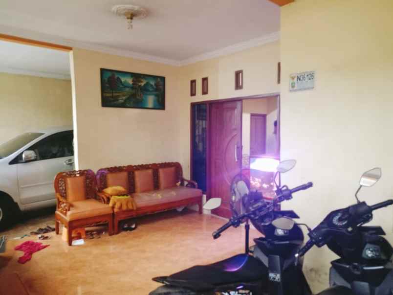 dijual rumah full renovasi taman wisma asri 1