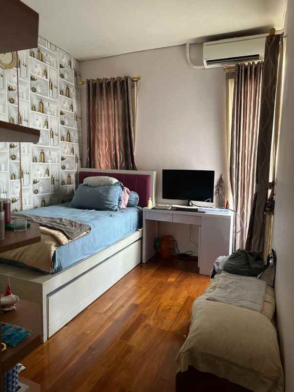 dijual rumah gading elok kelapa gading