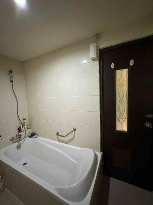 dijual rumah gading elok kelapa gading