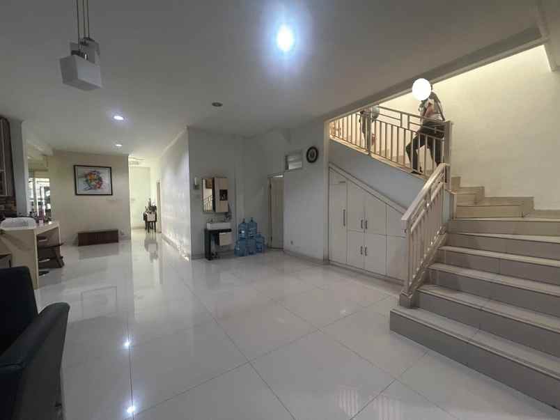 dijual rumah gading kirana kelapa gading