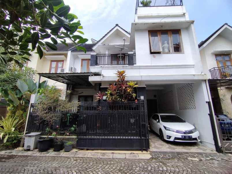 dijual rumah gamping