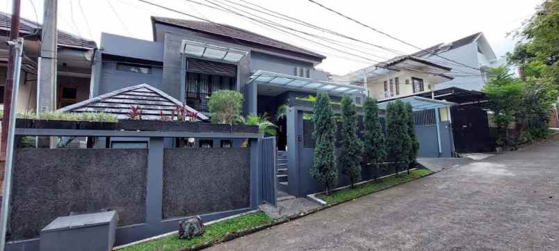 dijual rumah gegerkalong permai