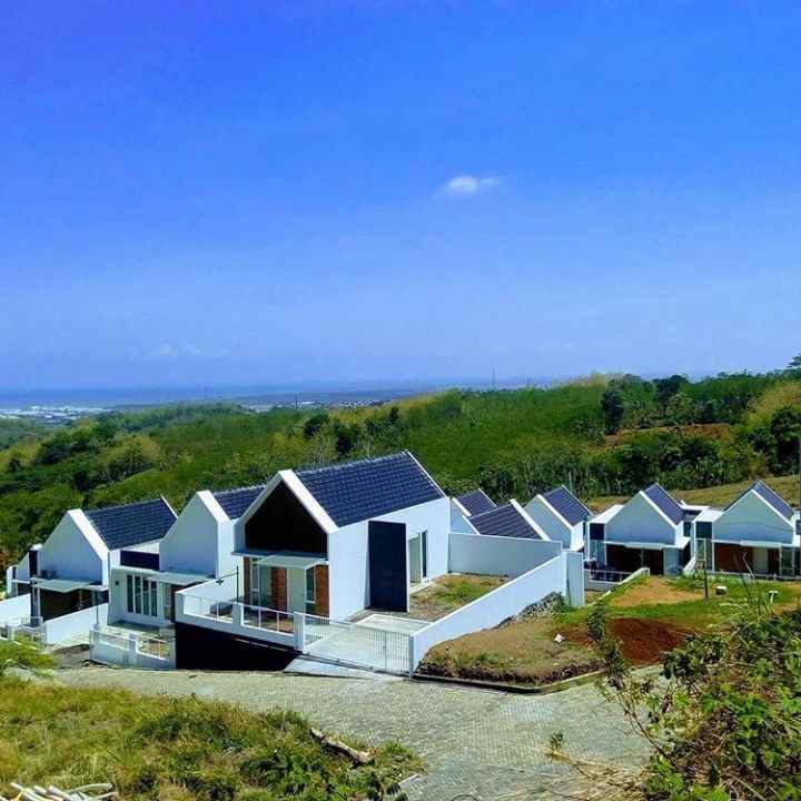 dijual rumah gondoriyo nglaiyan