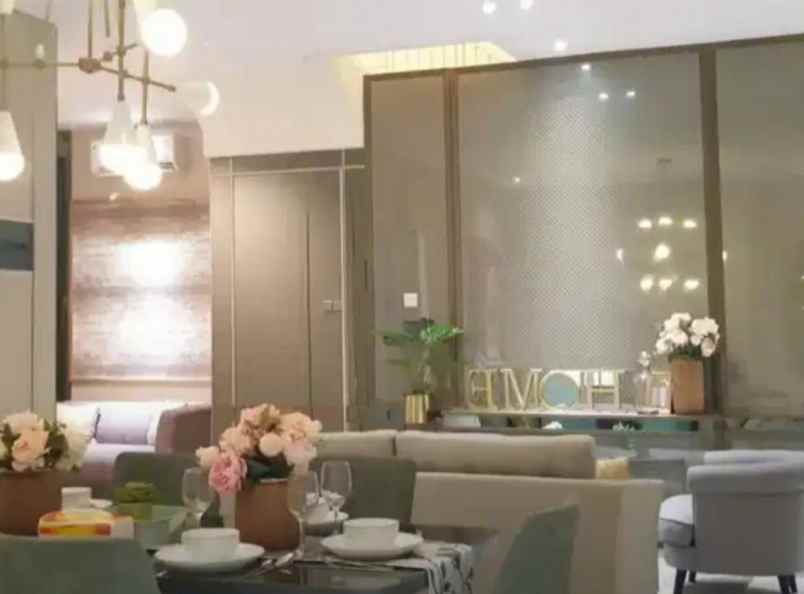 dijual rumah grand island pakuwon city